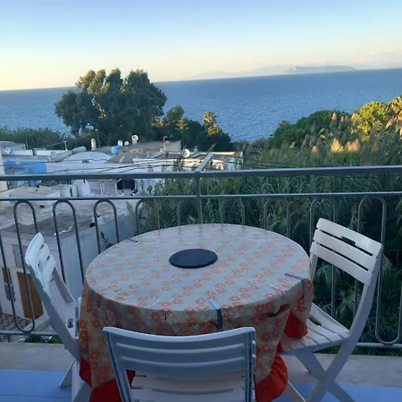 Διαμέρισμα Agenzia Aprea, Belvedere Rosso E Giallo Πόντσα